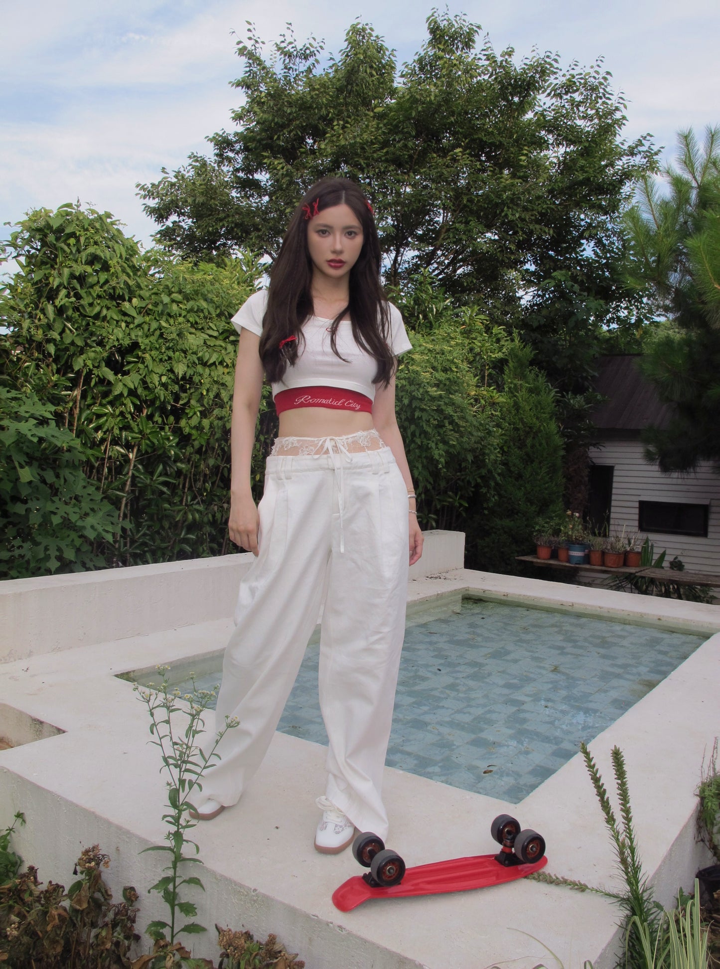 race White casual bottom